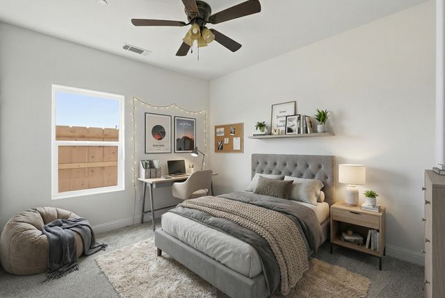 6347 W Elowin Avenue, Visalia, CA 93291