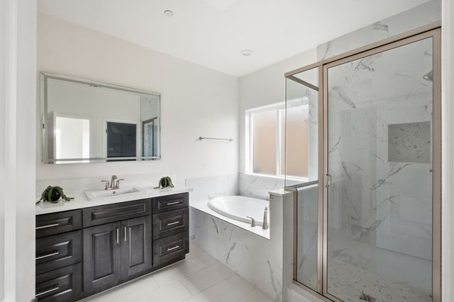 6347 W Elowin Avenue, Visalia, CA 93291