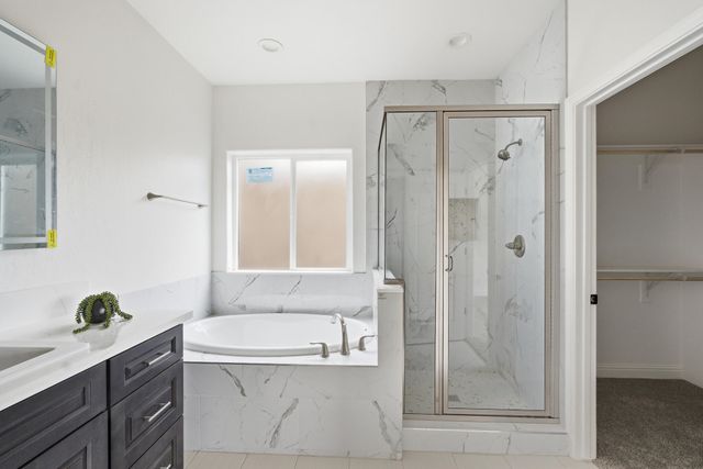 6347 W Elowin Avenue, Visalia, CA 93291