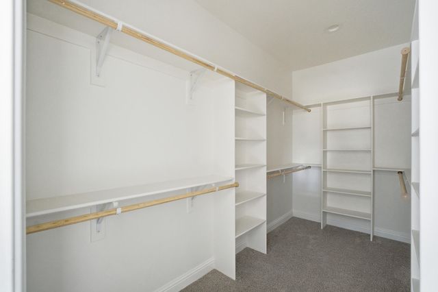 6347 W Elowin Avenue, Visalia, CA 93291