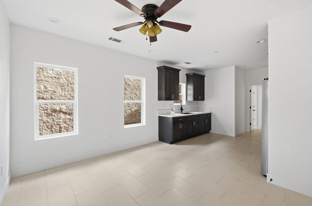 6347 W Elowin Avenue, Visalia, CA 93291