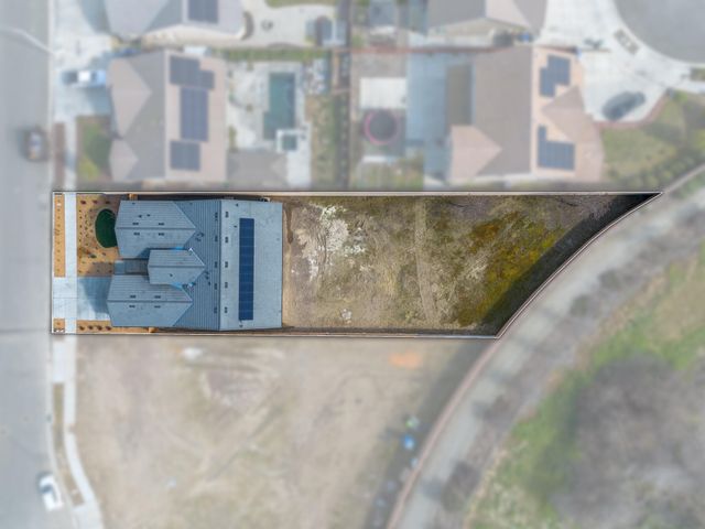 6347 W Elowin Avenue, Visalia, CA 93291