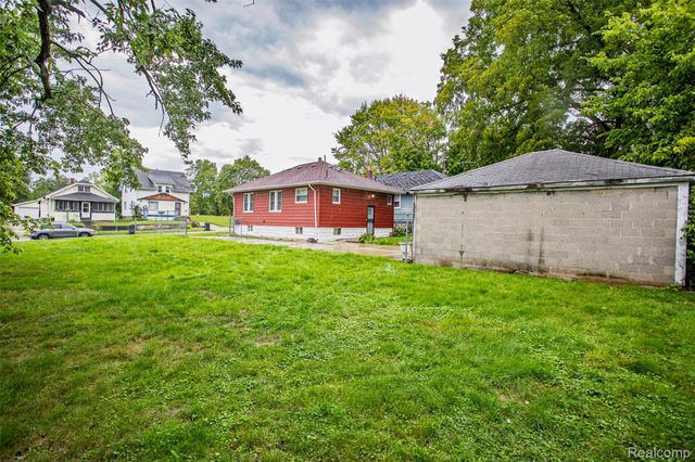 425 E Jamieson Street, Flint, MI 48505