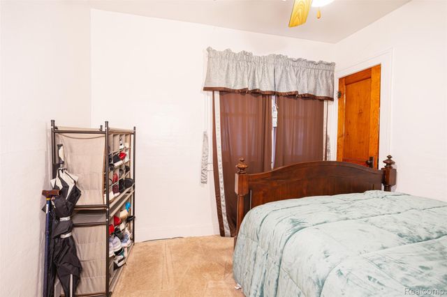 425 E Jamieson Street, Flint, MI 48505