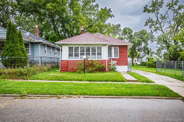 425 E Jamieson Street, Flint, MI 48505