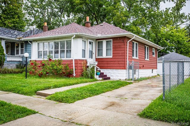 425 E Jamieson Street, Flint, MI 48505