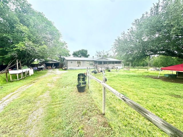 1560 Fm 27, Wortham, TX 76693