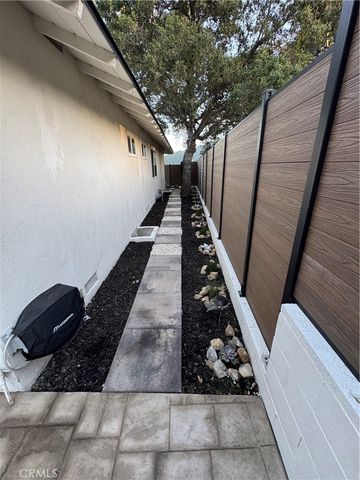 4040 Lehman, La Crescenta, CA 91214