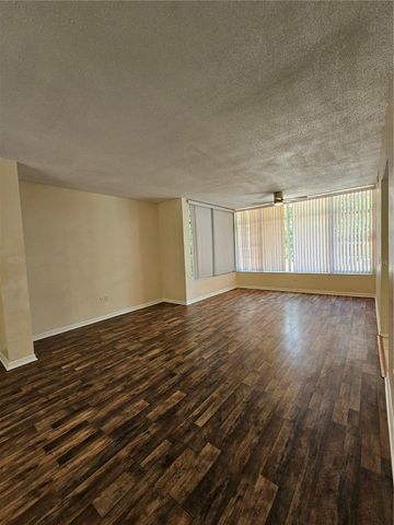 2818 SW 2ND AVENUE, Gainesville, FL 32607
