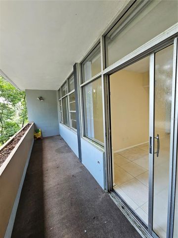 2818 SW 2ND AVENUE, Gainesville, FL 32607