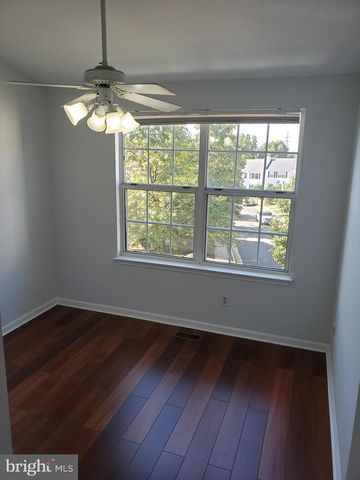 6839 SIGNATURE CIR, Alexandria, VA 22310