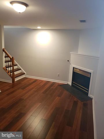 6839 SIGNATURE CIR, Alexandria, VA 22310