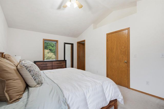 W2303 ST GERMAINE COURT, Appleton, WI 54915