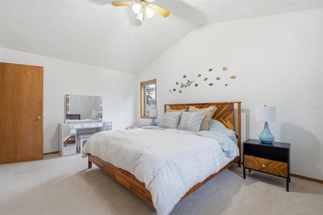 W2303 ST GERMAINE COURT, Appleton, WI 54915