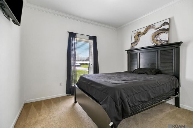 23879 Southpoint Dr, Denham Springs, LA 70726