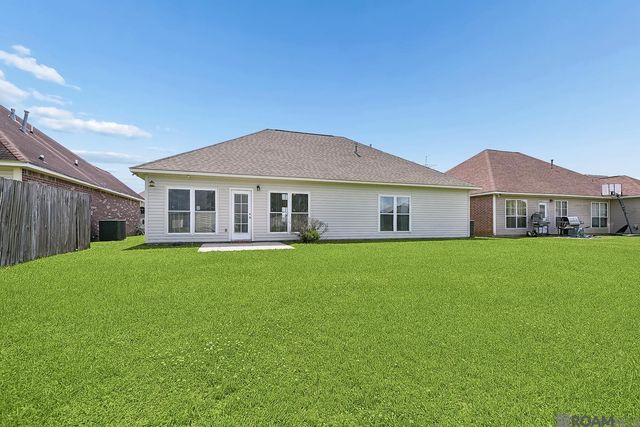23879 Southpoint Dr, Denham Springs, LA 70726