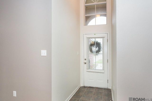 23879 Southpoint Dr, Denham Springs, LA 70726