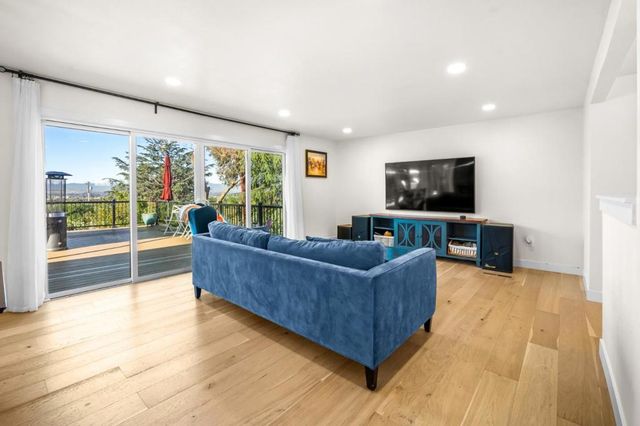 2125 Mangin Way, San Jose, CA 95148