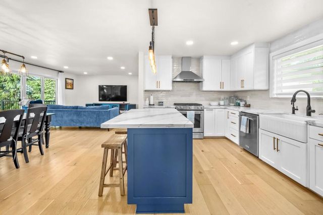 2125 Mangin Way, San Jose, CA 95148