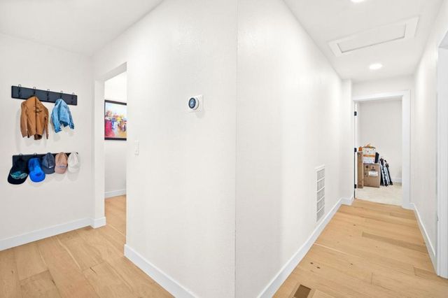 2125 Mangin Way, San Jose, CA 95148