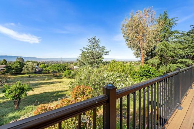 2125 Mangin Way, San Jose, CA 95148