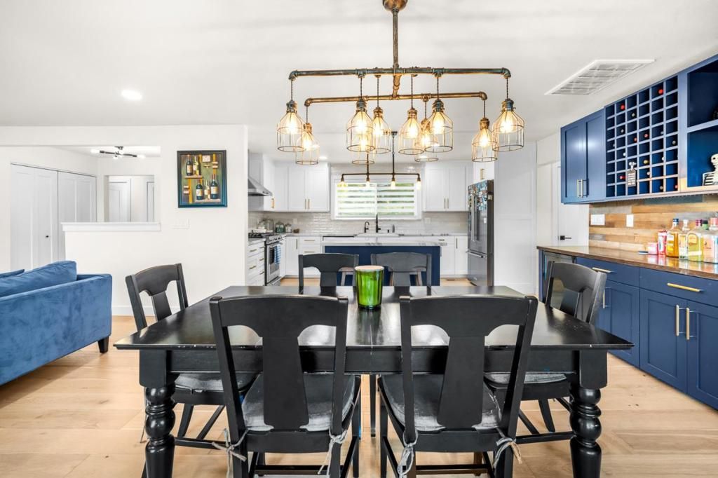 Image 21 of property listing at 2125 Mangin Way, San Jose, CA 95148