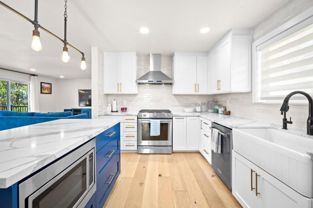 Image 26 of property listing at 2125 Mangin Way, San Jose, CA 95148