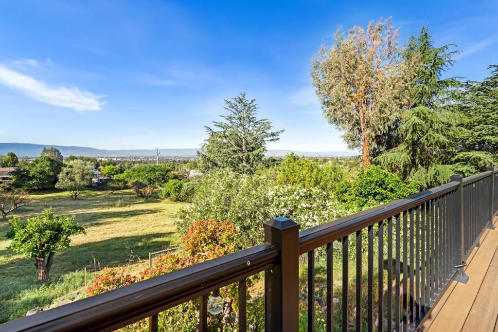 Image 49 of property listing at 2125 Mangin Way, San Jose, CA 95148