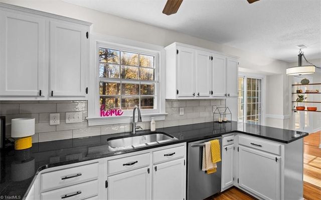 3329 Cardinal Ridge Drive, Greensboro, NC 27410