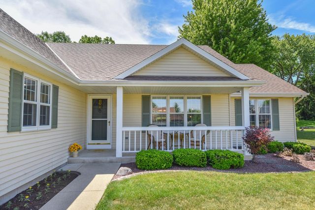 N65W15321 Blue Heron DRIVE, Menomonee Falls, WI 53051