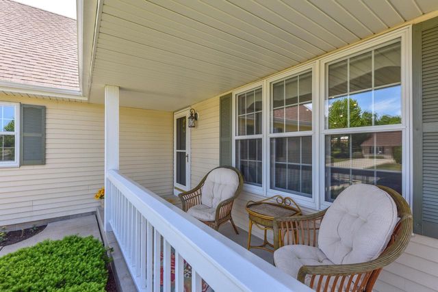 N65W15321 Blue Heron DRIVE, Menomonee Falls, WI 53051