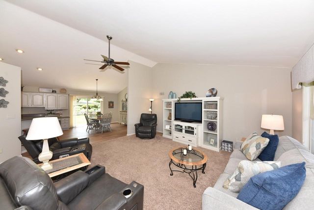 N65W15321 Blue Heron DRIVE, Menomonee Falls, WI 53051