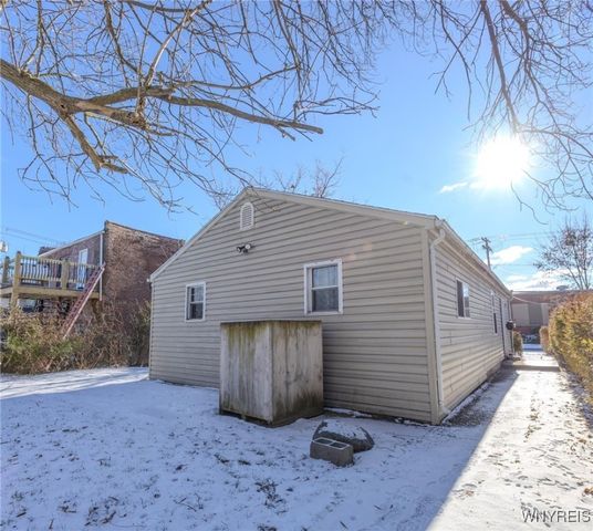 1968 MacKenna Avenue, Niagara Falls, NY 14303