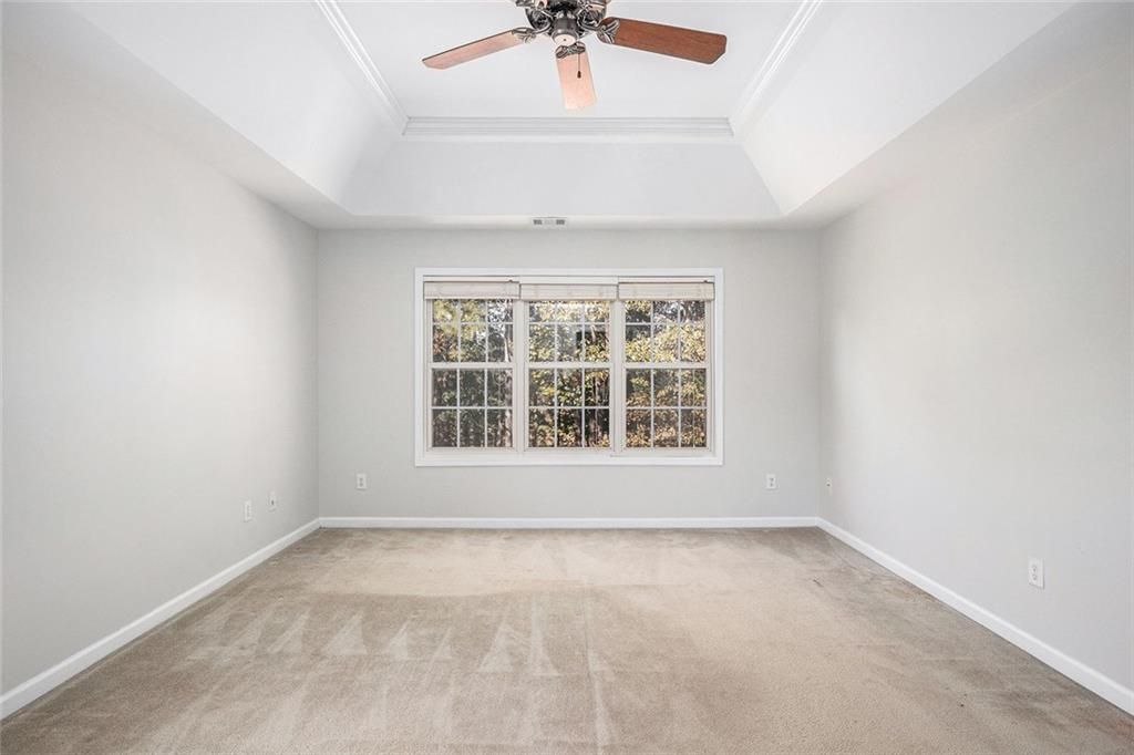 Image 17 of property listing at 2416 Sterling Manor Drive, Buford, GA 30518