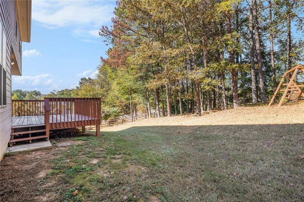 Image 28 of property listing at 2416 Sterling Manor Drive, Buford, GA 30518