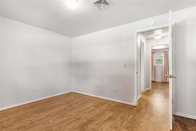 505 Meadow Lake Drive, Edmond, OK 73003