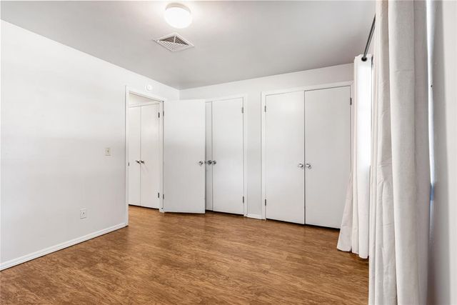 505 Meadow Lake Drive, Edmond, OK 73003