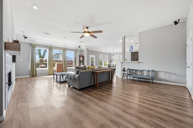 6610 Driftwood Lane, Rowlett, TX 75089