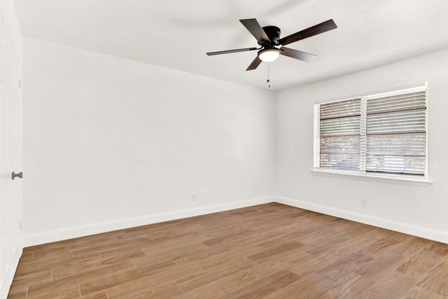 314 Hilltop Avenue A, Richardson, TX 75081