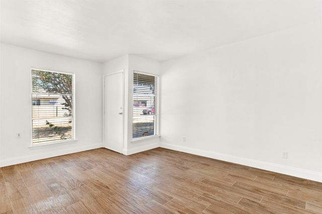 314 Hilltop Avenue A, Richardson, TX 75081