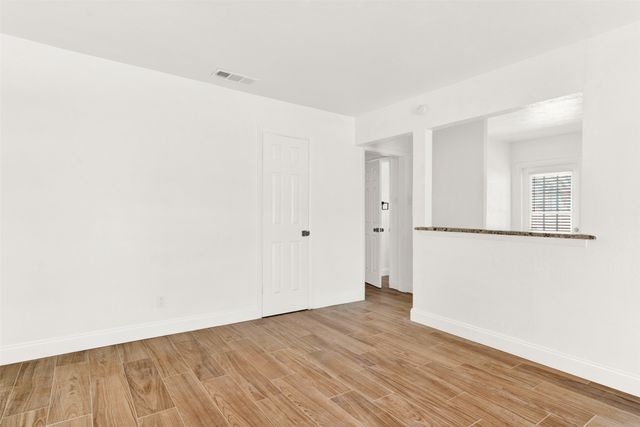 314 Hilltop Avenue A, Richardson, TX 75081