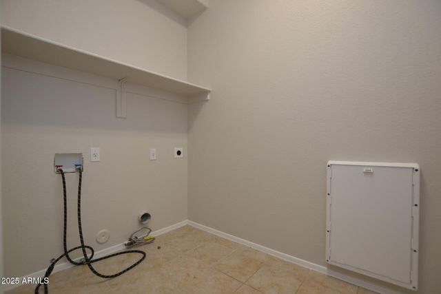 4927 W WAHALLA Lane, Glendale, AZ 85308