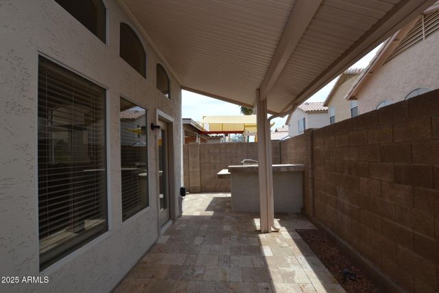 4927 W WAHALLA Lane, Glendale, AZ 85308