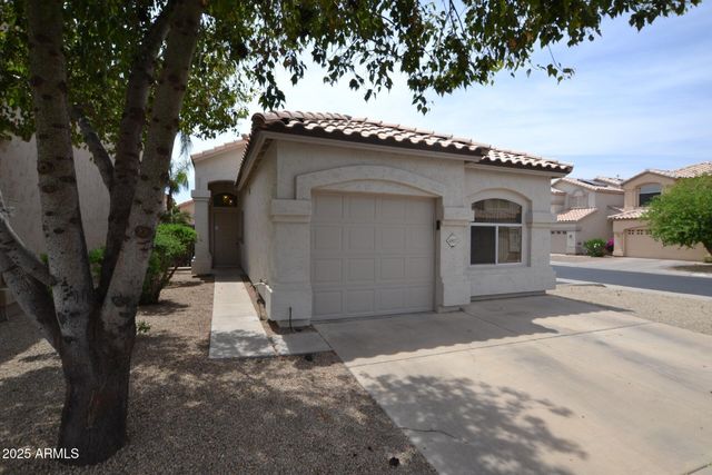 4927 W WAHALLA Lane, Glendale, AZ 85308