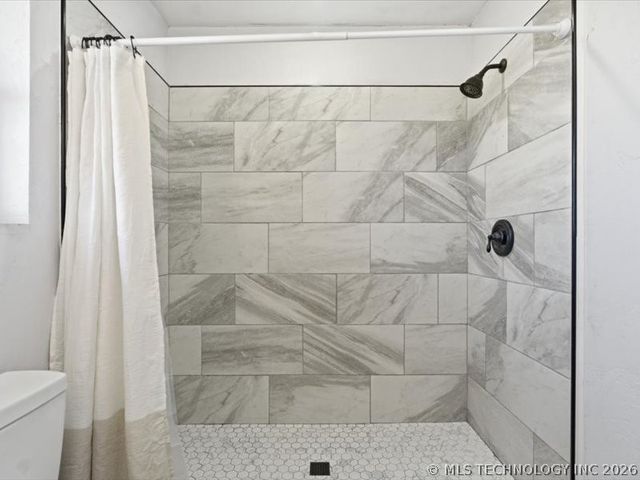 32766 E 161st Street S, Coweta, OK 74429