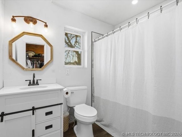 32766 E 161st Street S, Coweta, OK 74429