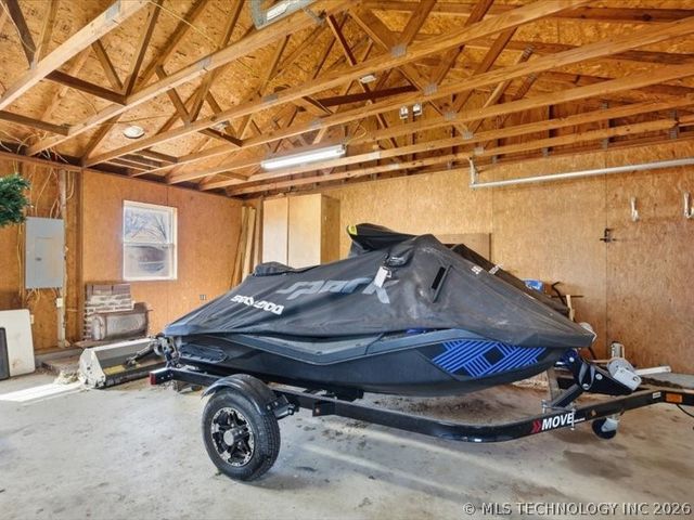 32766 E 161st Street S, Coweta, OK 74429