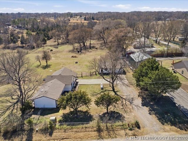 32766 E 161st Street S, Coweta, OK 74429