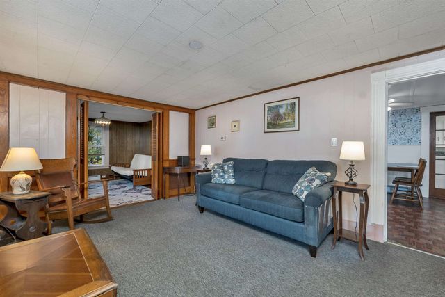 17 Rowell Street, Laconia, NH 03246