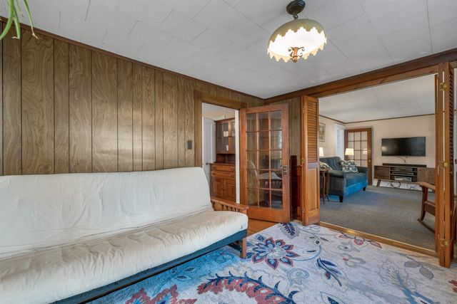 17 Rowell Street, Laconia, NH 03246